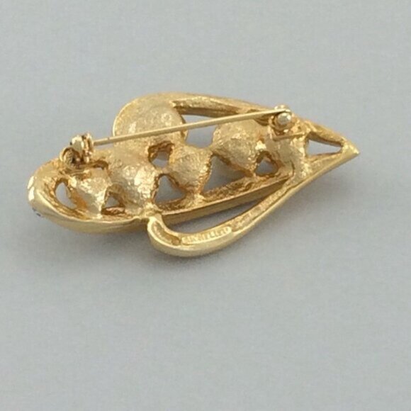 Vintage Signed Richelieu Brooch Pin Goldtone Metal Faux Pearls Rhinestones - Picture 5 of 9